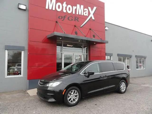 2020 Chrysler Voyager LX for sale in Grandville, MI