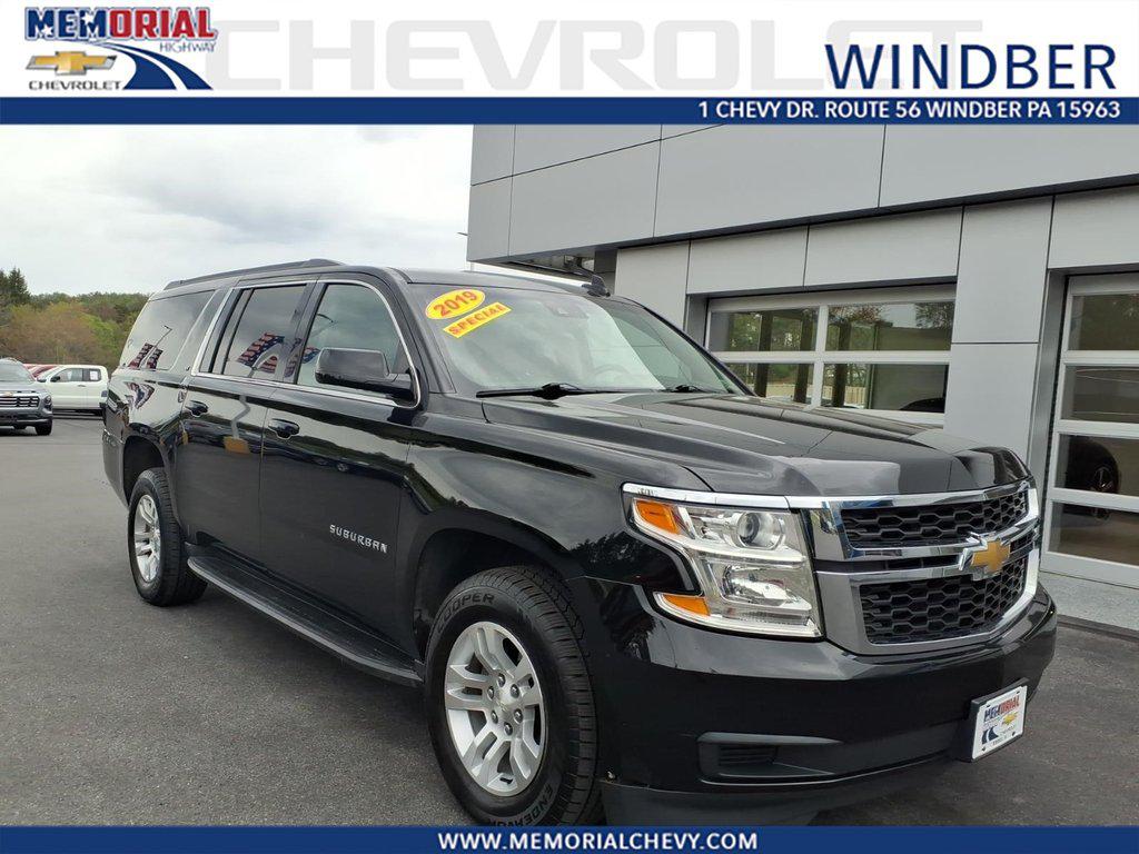 Black 2019 Chevrolet Suburban 1500 LT 4WD SUV / Crossover Four-Wheel Drive Automatic