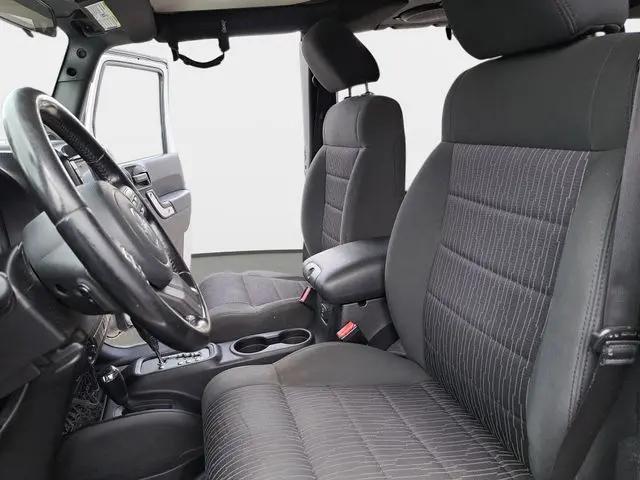 2012 Jeep Wrangler Unlimited Sahara