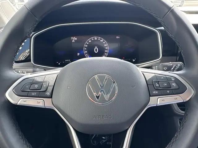 2026 Volkswagen Taos SE Black