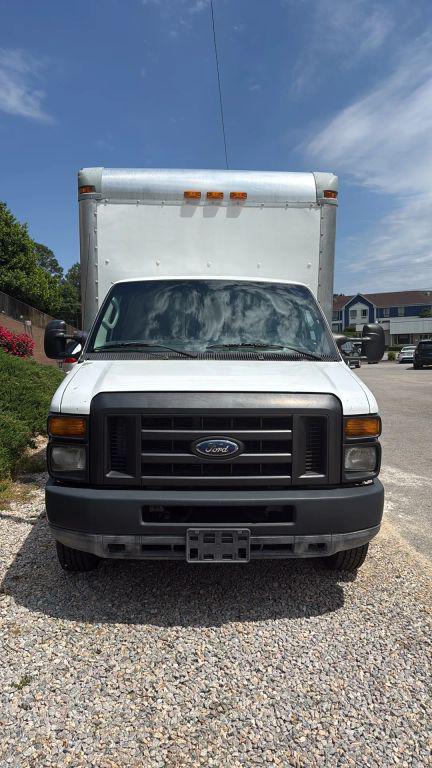 2011 Ford E-450 Cutaway Cutaway