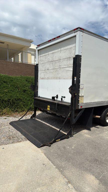 2011 Ford E-450 Cutaway Cutaway