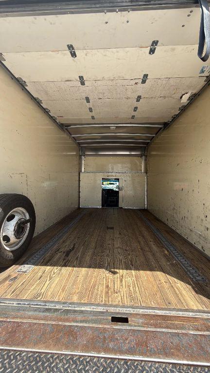 2011 Ford E-450 Cutaway Cutaway