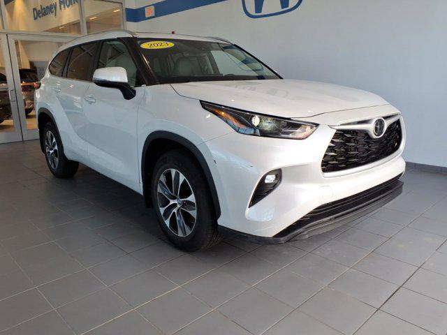 2023 Toyota Highlander XLE for sale in Indiana, PA