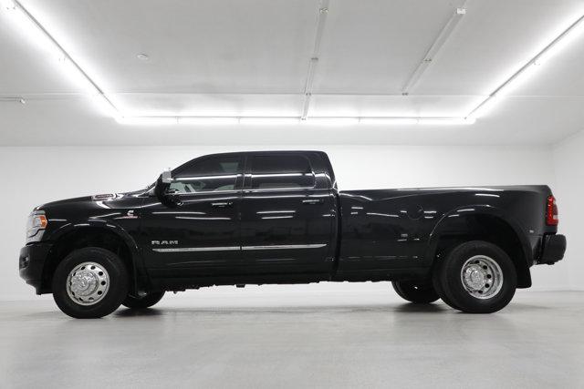 2022 Ram 3500 Limited Crew Cab 4x4 8' Box