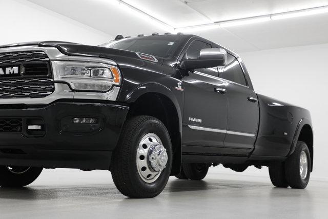 2022 Ram 3500 Limited Crew Cab 4x4 8' Box