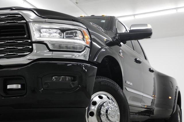 2022 Ram 3500 Limited Crew Cab 4x4 8' Box