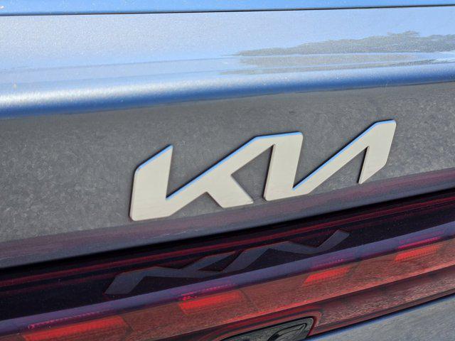 2022 Kia K5 EX