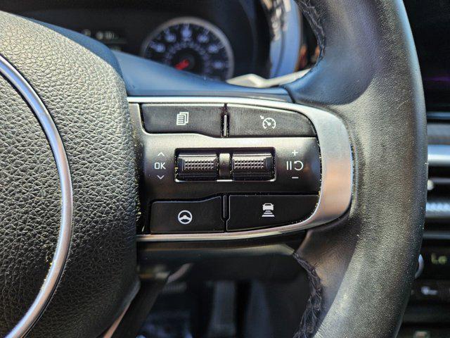 2022 Kia K5 EX
