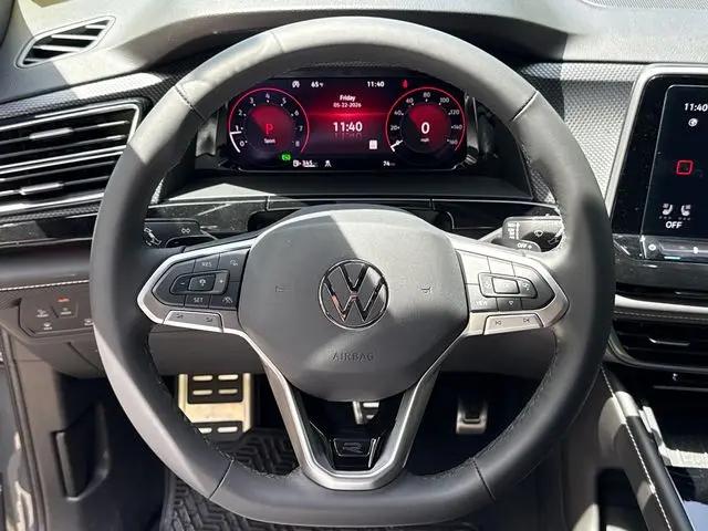 2026 Volkswagen Atlas Cross Sport SEL R-Line Black