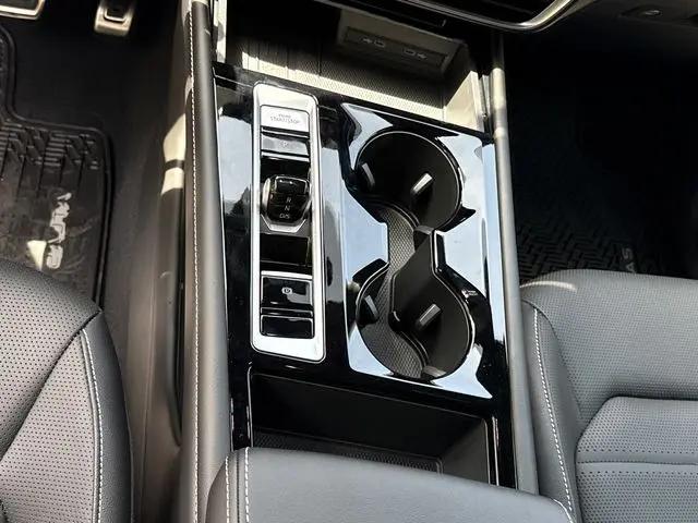 2026 Volkswagen Atlas Cross Sport SEL R-Line Black