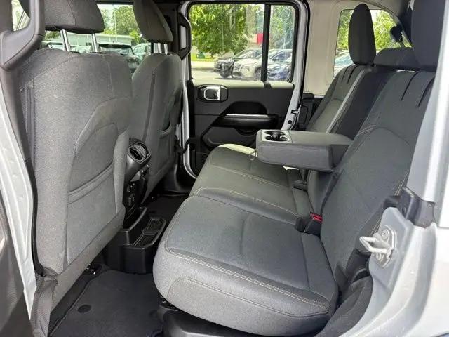 2024 Jeep Wrangler 4xe Sahara 4xe