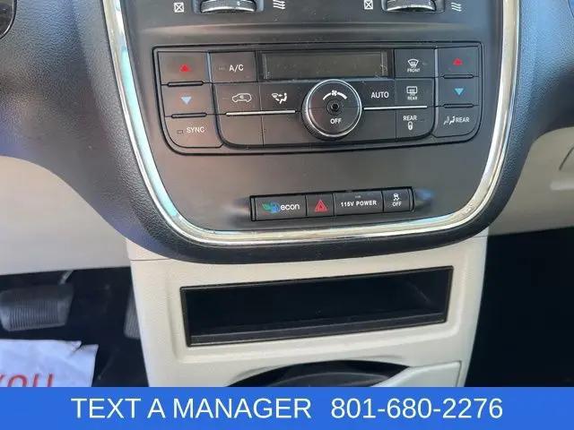 2015 Chrysler Town & Country Touring