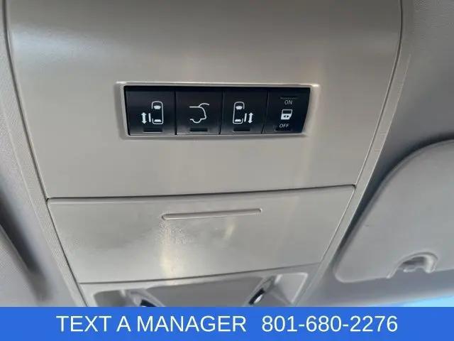 2015 Chrysler Town & Country Touring