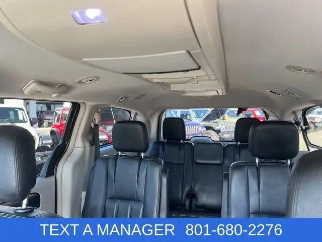 2015 Chrysler Town & Country Touring