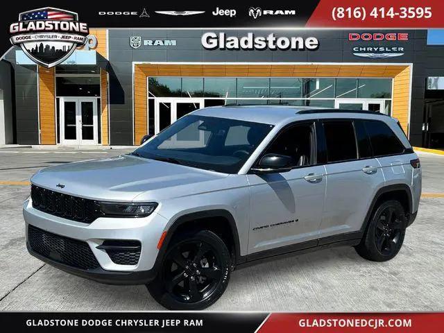 2023 Jeep Grand Cherokee Altitude 4x4 for sale in Gladstone, MO