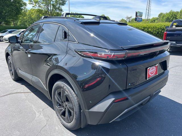 2026 Toyota C-HR SE