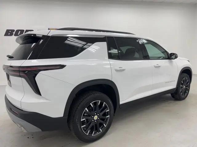 2026 Chevrolet Traverse AWD LT
