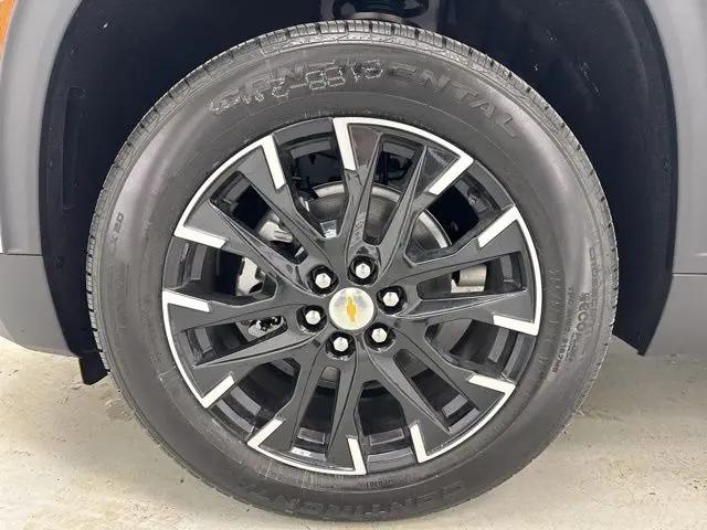 2026 Chevrolet Traverse AWD LT