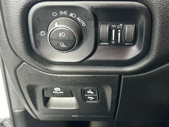 2024 Ram 1500 Laramie Crew Cab 4x4 5'7" Box
