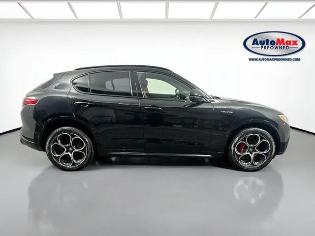 2023 Alfa Romeo Stelvio Veloce AWD