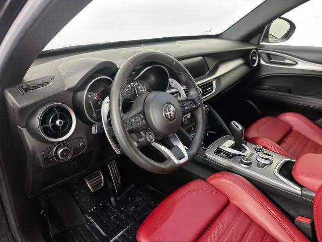 2023 Alfa Romeo Stelvio Veloce AWD