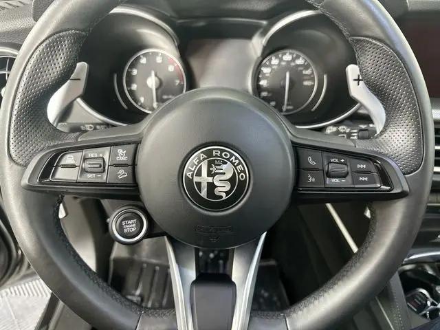 2023 Alfa Romeo Stelvio Veloce AWD