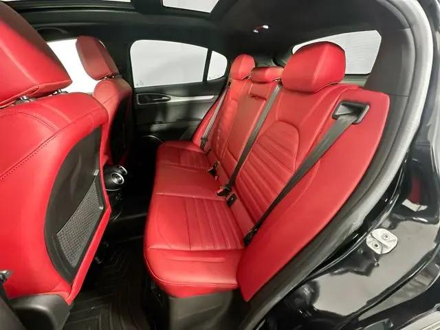 2023 Alfa Romeo Stelvio Veloce AWD