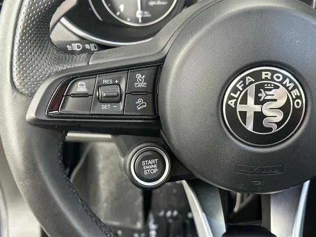 2023 Alfa Romeo Stelvio Veloce AWD