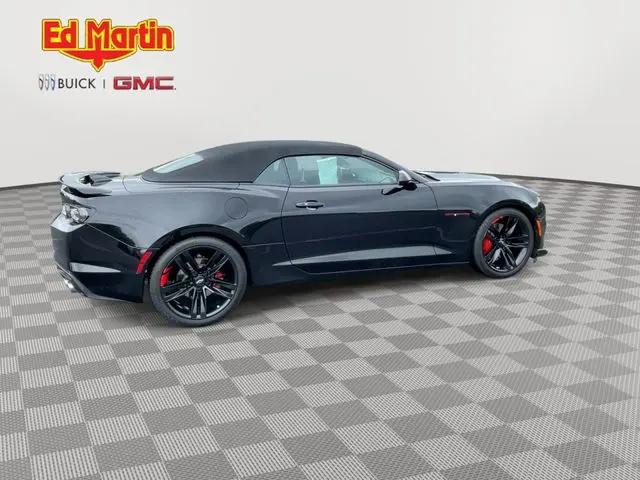 2023 Chevrolet Camaro RWD Convertible LT1