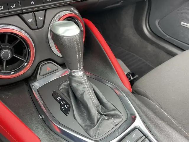 2023 Chevrolet Camaro RWD Convertible LT1
