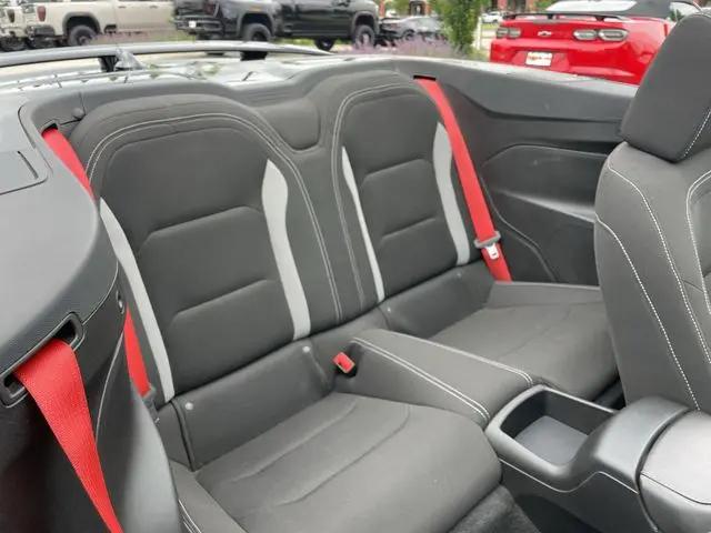 2023 Chevrolet Camaro RWD Convertible LT1