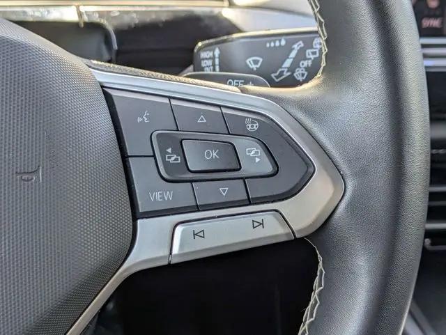 2024 Volkswagen Atlas Cross Sport 2.0T SE w/Technology