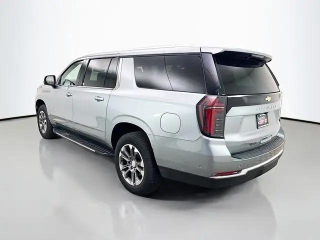 2025 Chevrolet Suburban 2WD LT