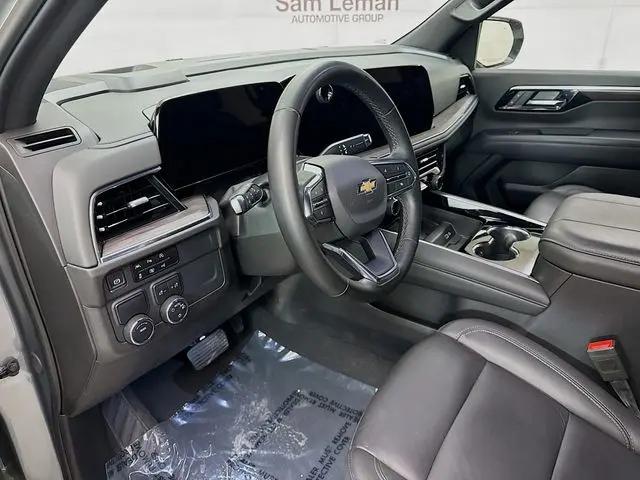2025 Chevrolet Suburban 2WD LT