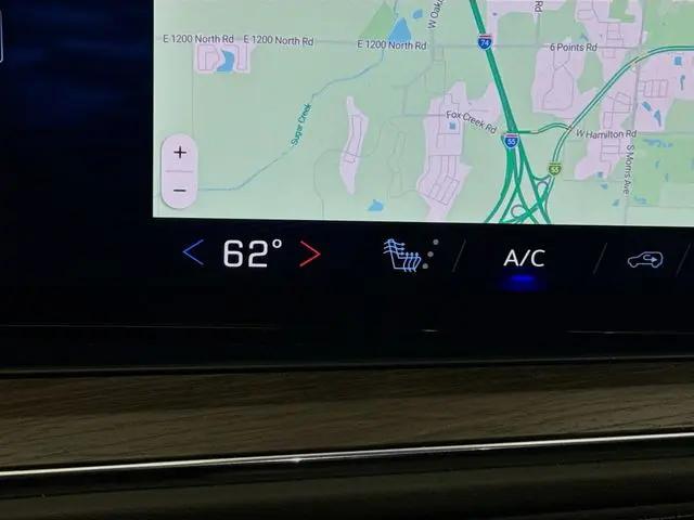 2025 Chevrolet Suburban 2WD LT