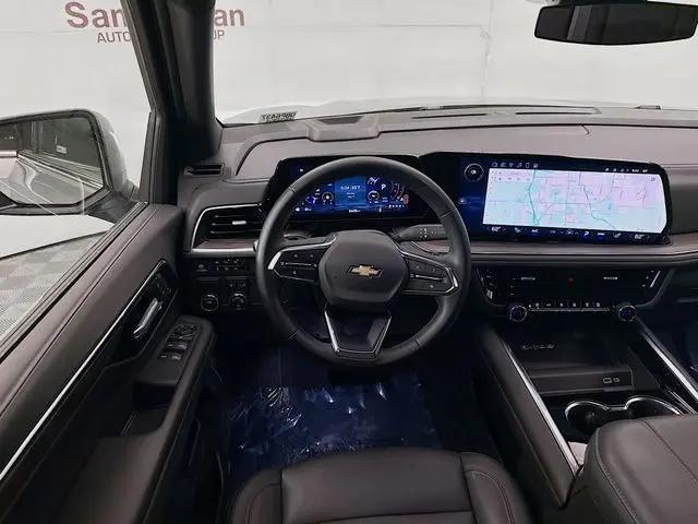 2025 Chevrolet Suburban 2WD LT