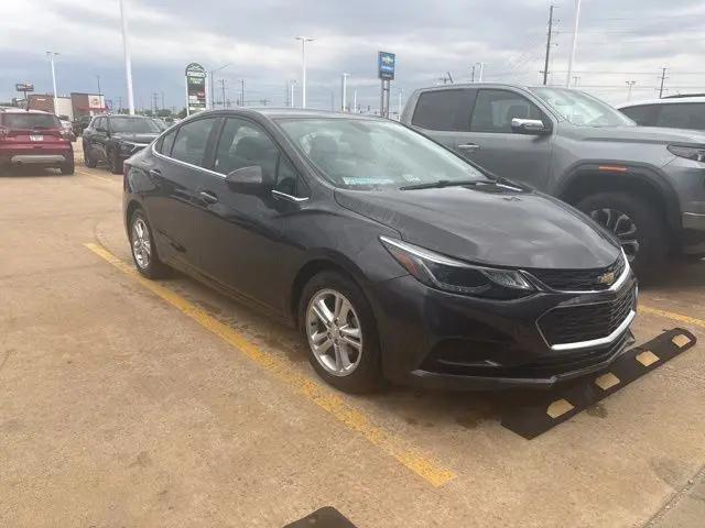 2017 Chevrolet Cruze LT Auto for sale in Bloomington, IL