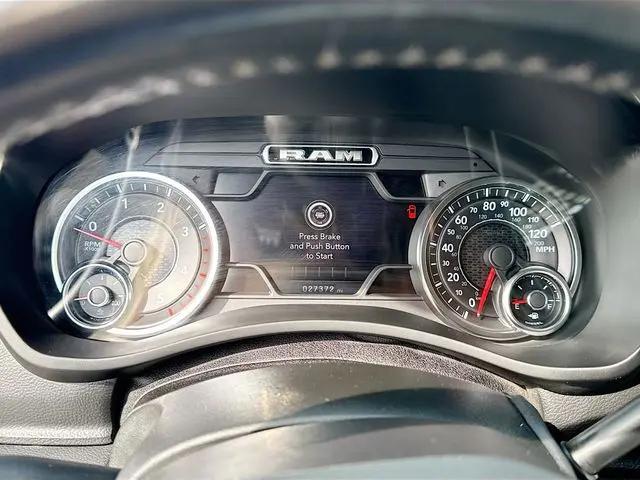 2020 Ram 3500 Laramie Crew Cab 4x4 8' Box