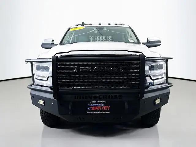 2020 Ram 3500 Laramie Crew Cab 4x4 8' Box