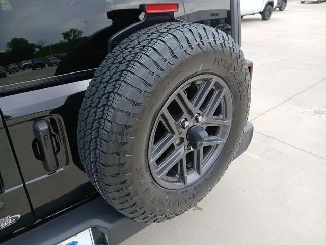2024 Jeep Wrangler 2-Door Sport S 4x4