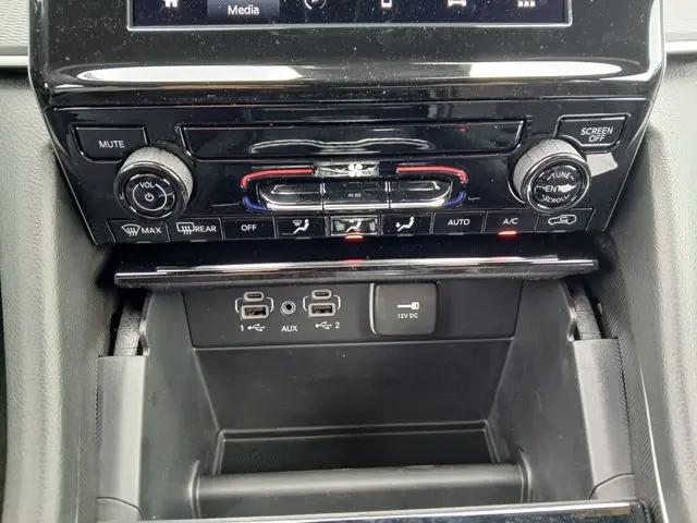2026 Jeep Grand Cherokee Laredo 4x4