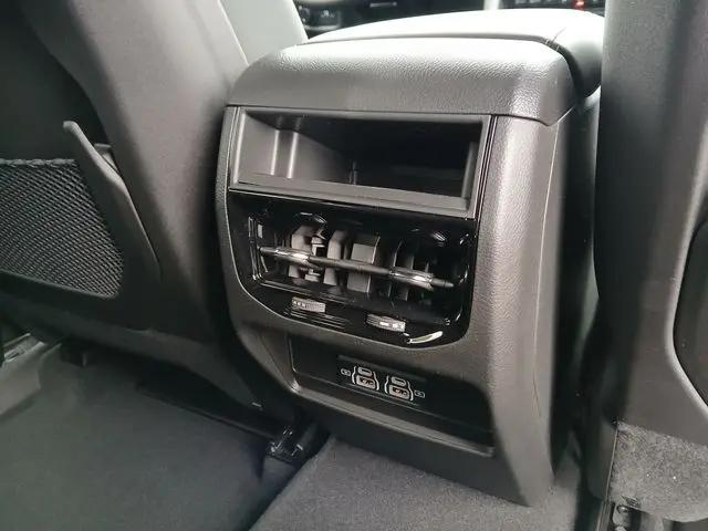 2026 Jeep Grand Cherokee Laredo 4x4