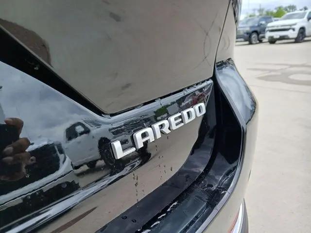 2026 Jeep Grand Cherokee Laredo 4x4