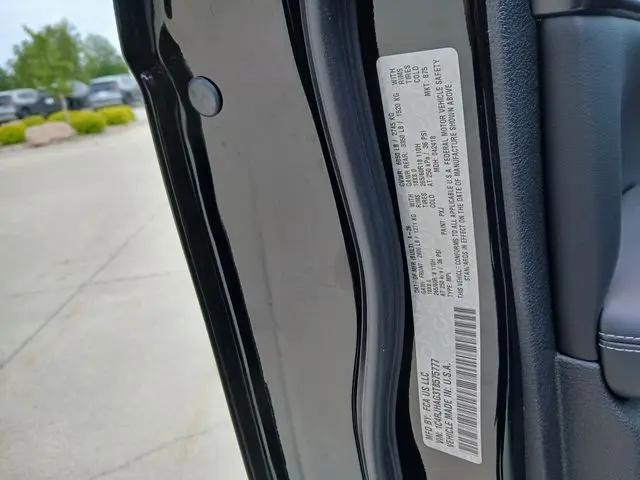 2026 Jeep Grand Cherokee Laredo 4x4