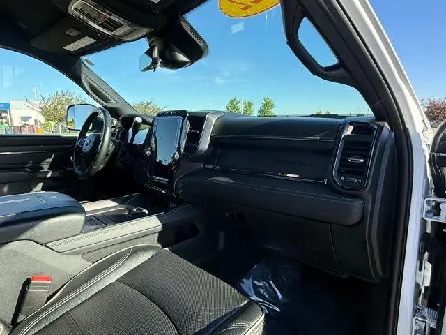 2022 Ram 3500 Limited Crew Cab 4x4 8' Box