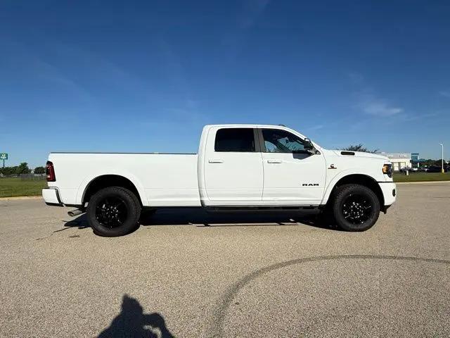 2022 Ram 3500 Limited Crew Cab 4x4 8' Box