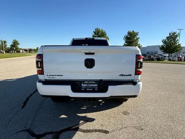 2022 Ram 3500 Limited Crew Cab 4x4 8' Box