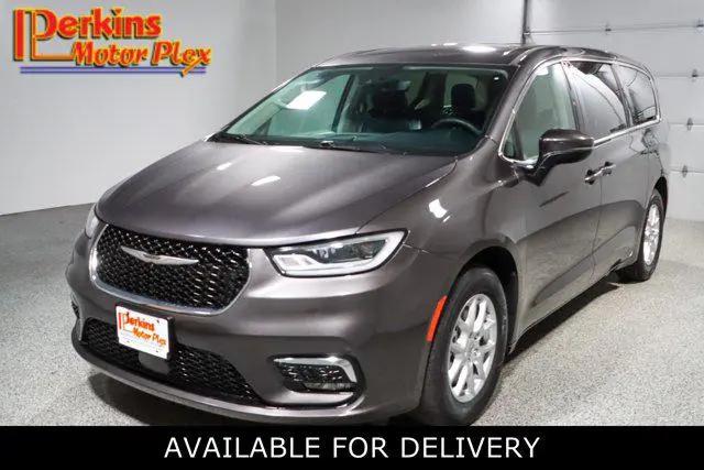 2023 Chrysler Pacifica Touring L for sale in Jackson, TN