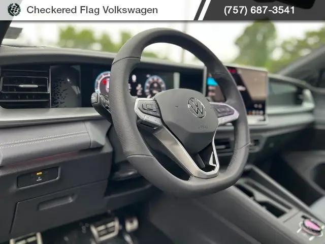 2026 Volkswagen Tiguan SE R-Line Black
